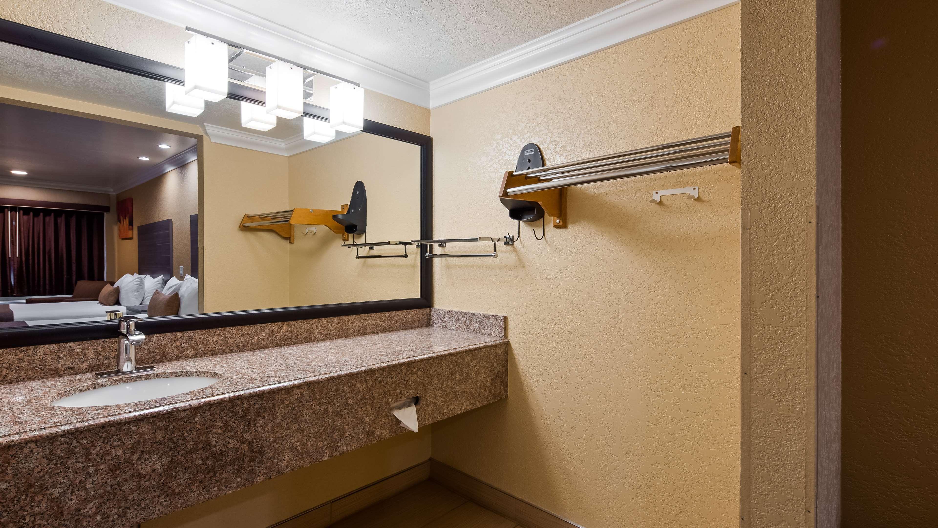 Best Western Hanford Inn Buitenkant foto