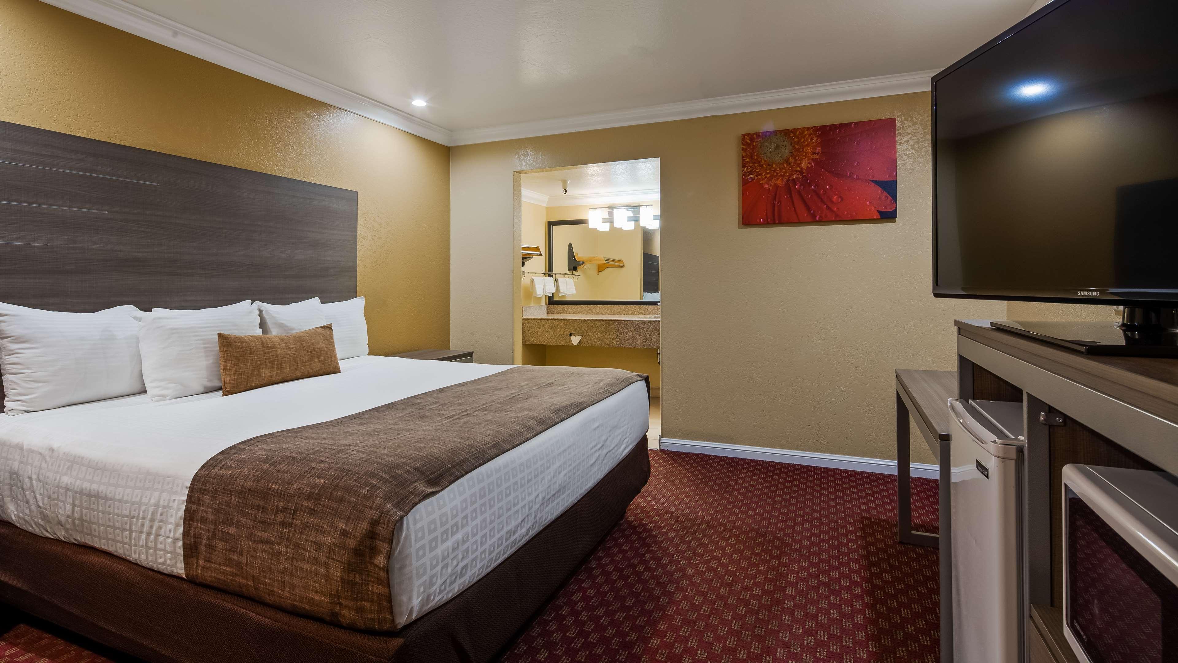Best Western Hanford Inn Buitenkant foto
