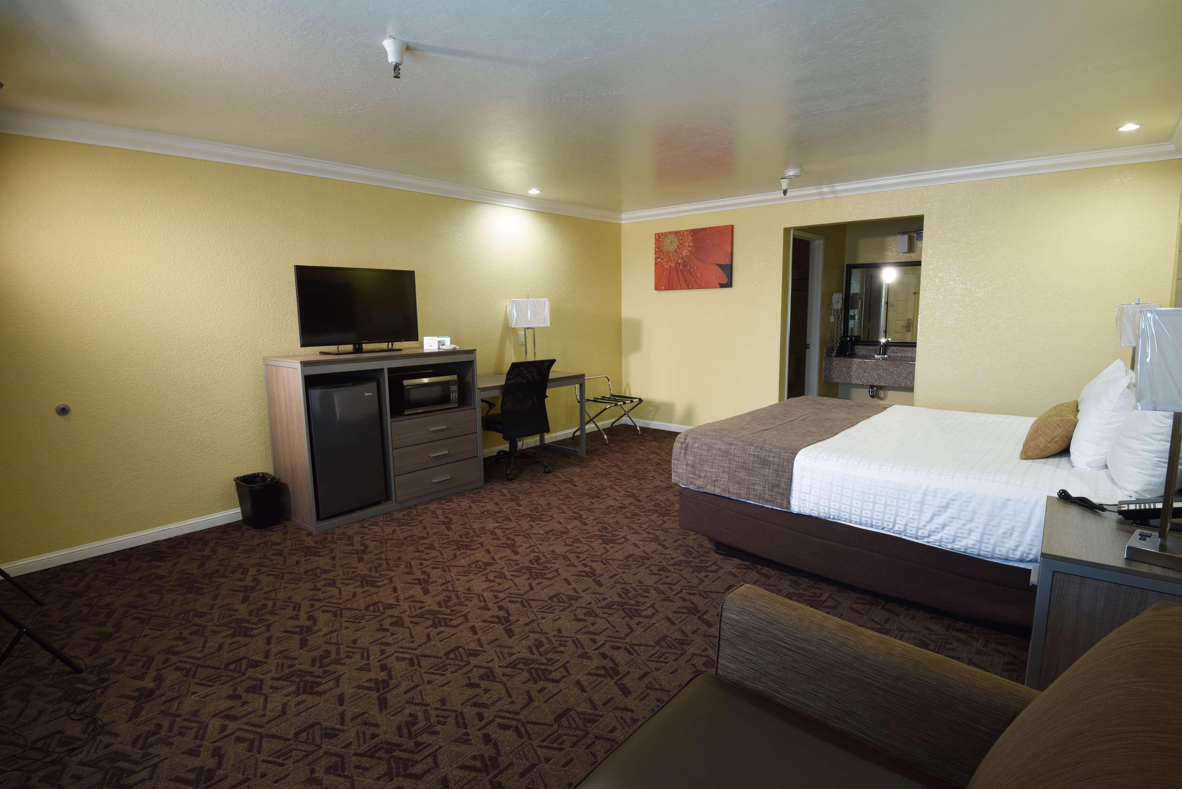 Best Western Hanford Inn Buitenkant foto