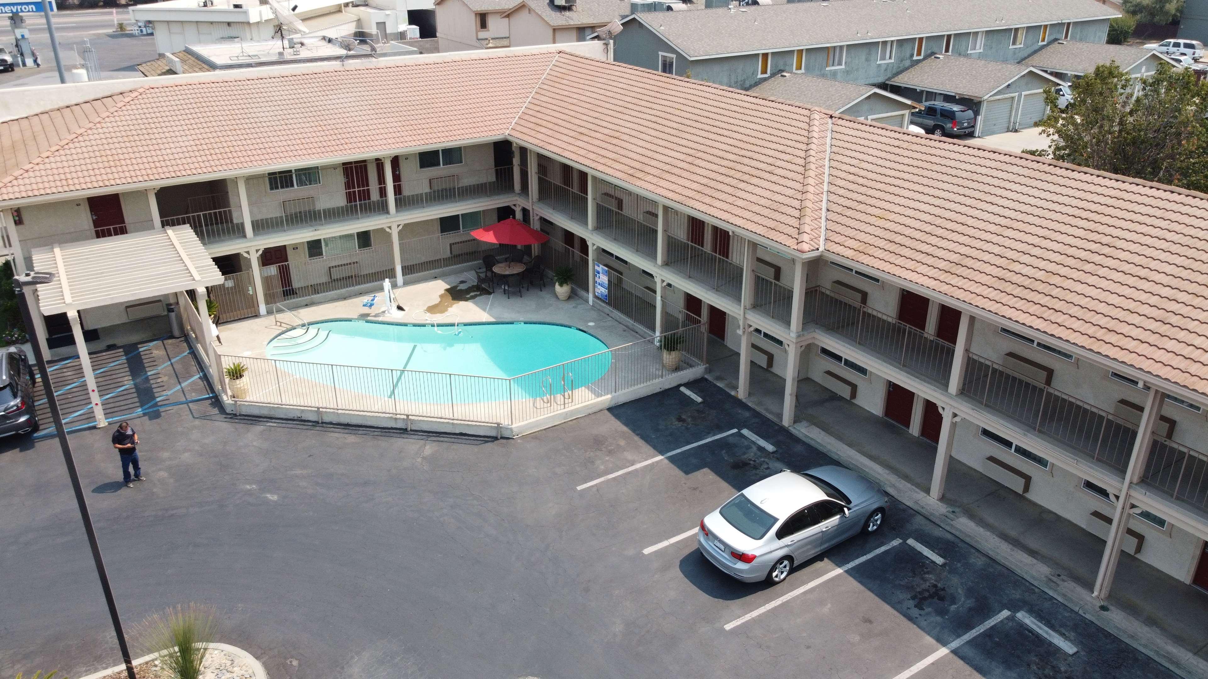 Best Western Hanford Inn Buitenkant foto