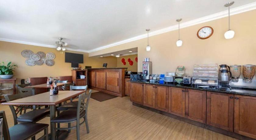 Best Western Hanford Inn Buitenkant foto