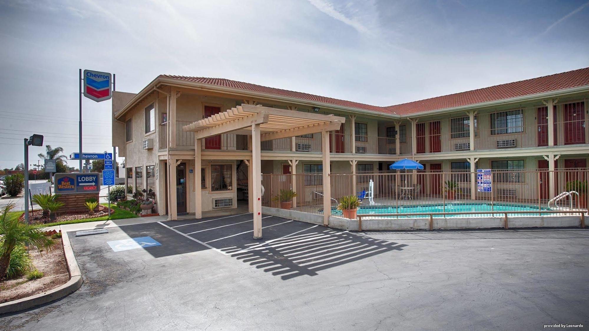 Best Western Hanford Inn Buitenkant foto